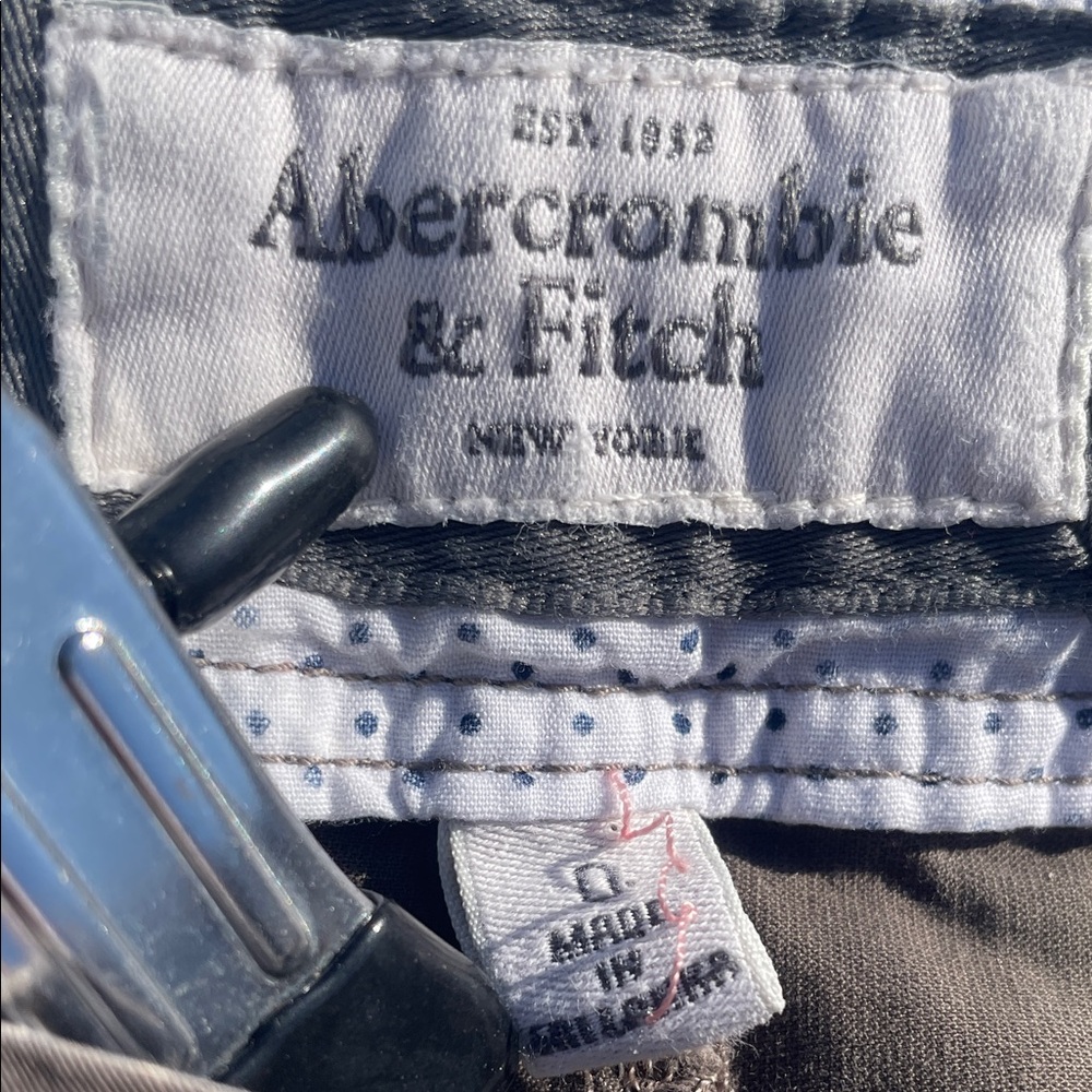 Abercrombie & Fitch Dark Brown Cargo Shorts - Picture 7 of 7